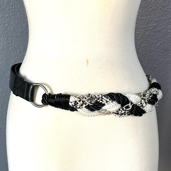 Chico's Womens Genuine Leather Adjustable Waist Silver, White, Black Belt M/L - Picture 3 of 12